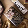 Kép 2/2 - *61503 PÉNZTÁRCA Klimt "The Kiss" műbőr, díszdobozban