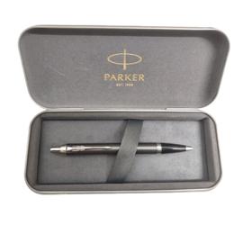 *53555 PARKER I.M. ROYAL Essential gtoll rozsdamentes acél ez.klipsz 2143631+ajándék fém tolltartó