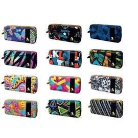 *55738 TOLLTARTÓ neszeszer ADEL 2 zippes vegyes mintás