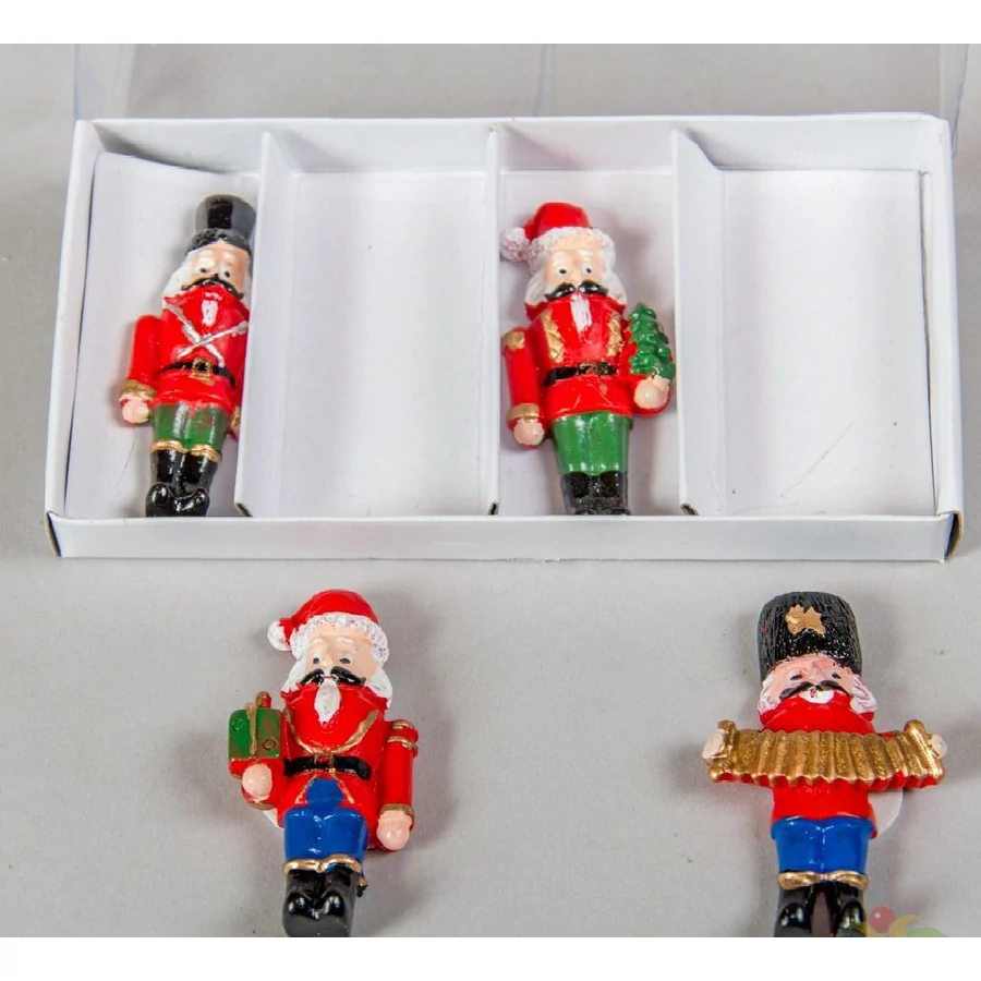 KAR. FIGURA öntapadós Diótörő    5,2cm   468167