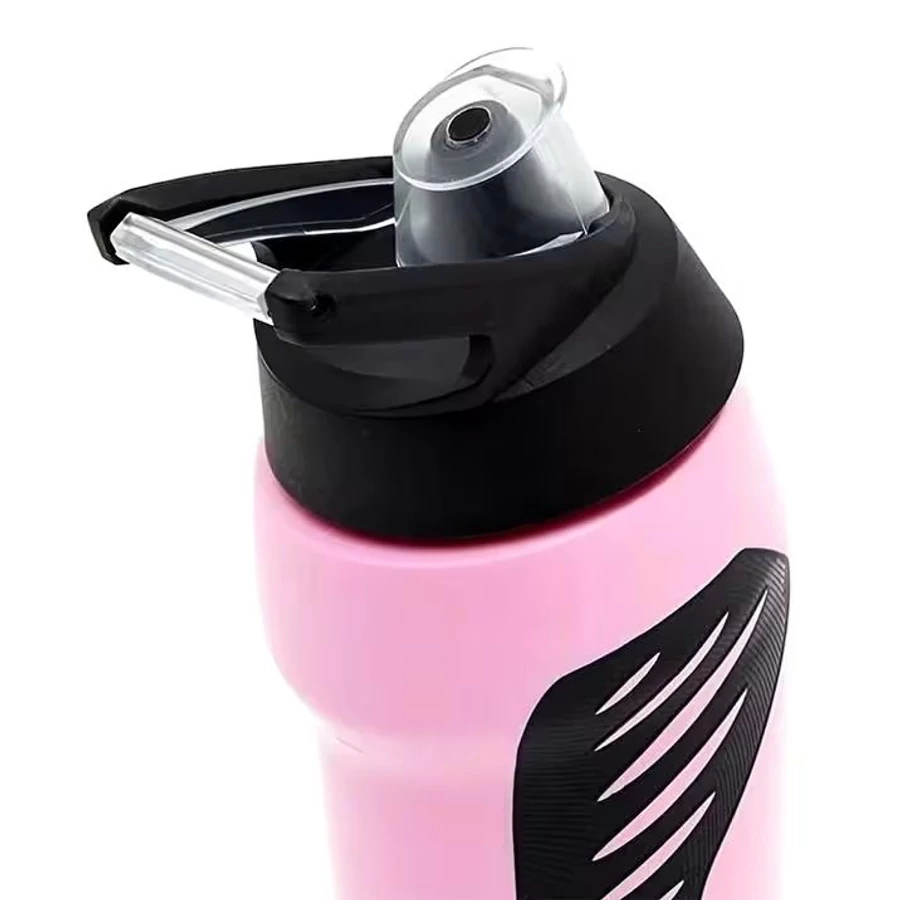 *58632 KULACS NIKE 709ml