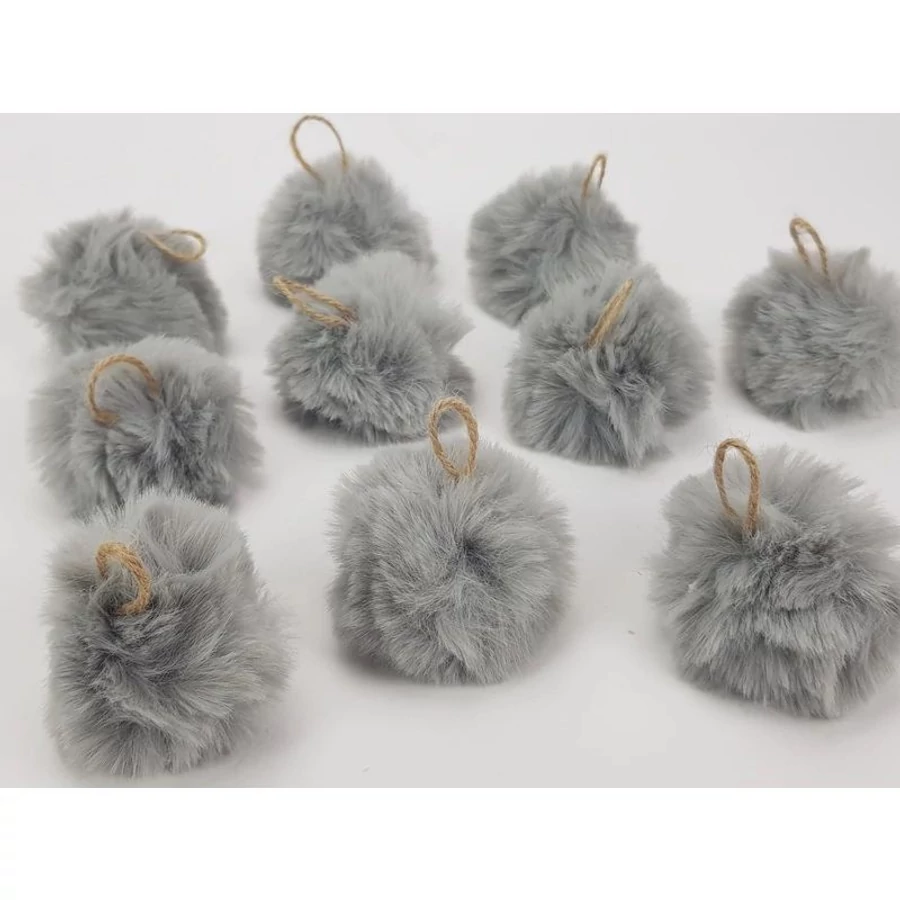 *61702 SZŐRGOMBÓC pihe-puha akasztóval, 4 színben  6cm